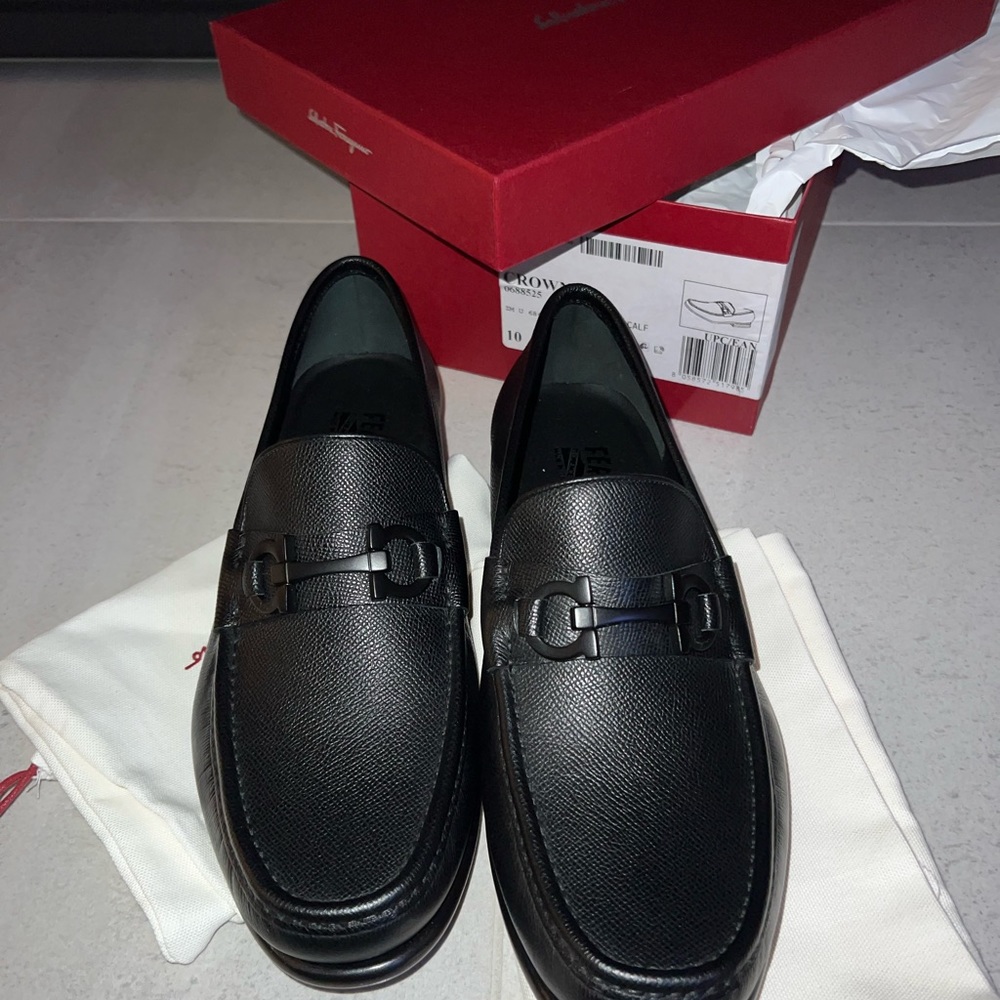 Salvatore Ferragamo Men's Shoes, Size 10